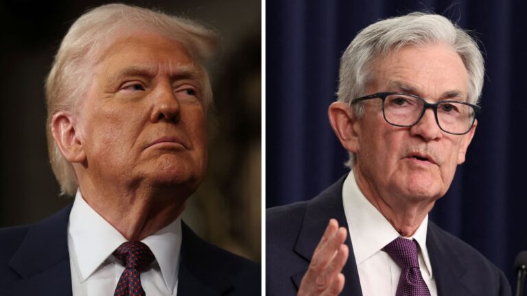 108119124 1742488703511 Trump Powell1