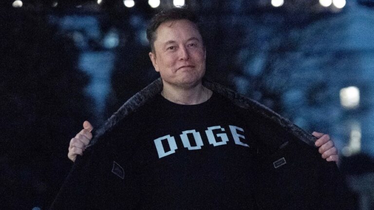 Leading Musk 030925 AP Jose Luis Magana